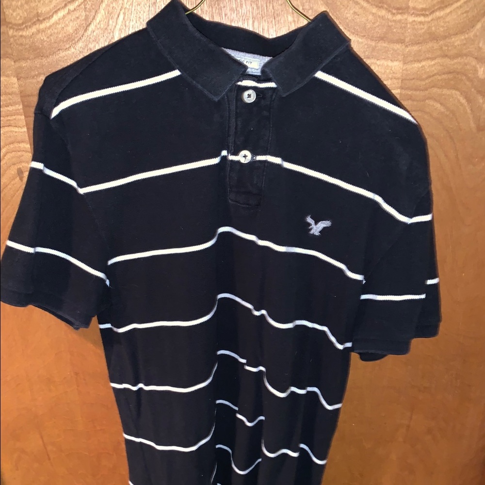 Black and white large mens American Eagle shirt